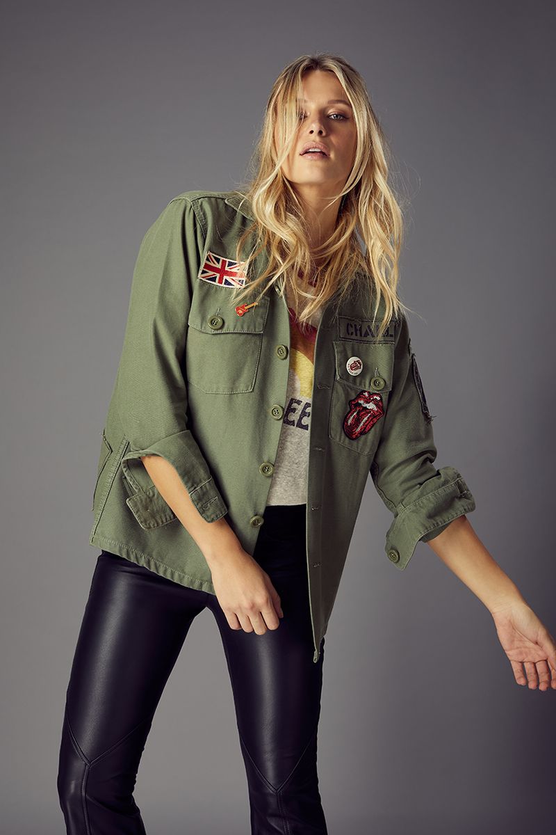 Look_17