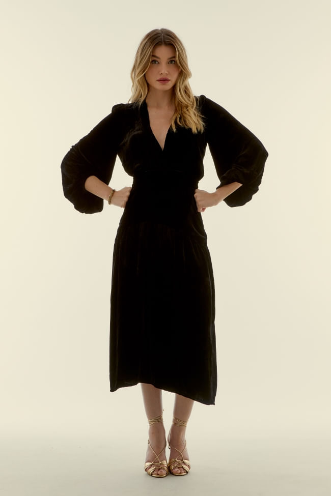 VESTIDO DECOTE VELUDO SEDA COM FAIXA