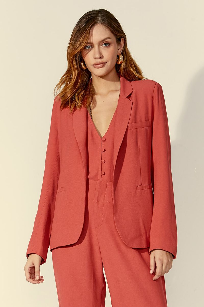 01050402-069-01-BLAZER-MEGAN