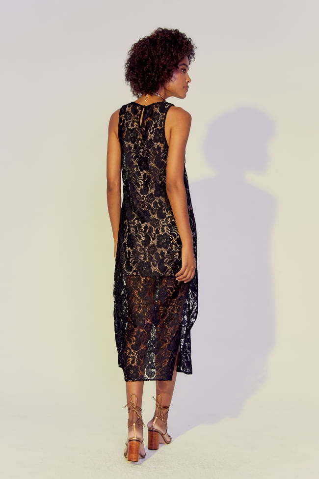 VESTIDO RENDA RELEVO