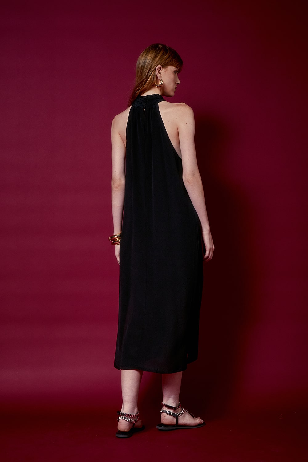 VESTIDO DECOTE CAVA SEDA