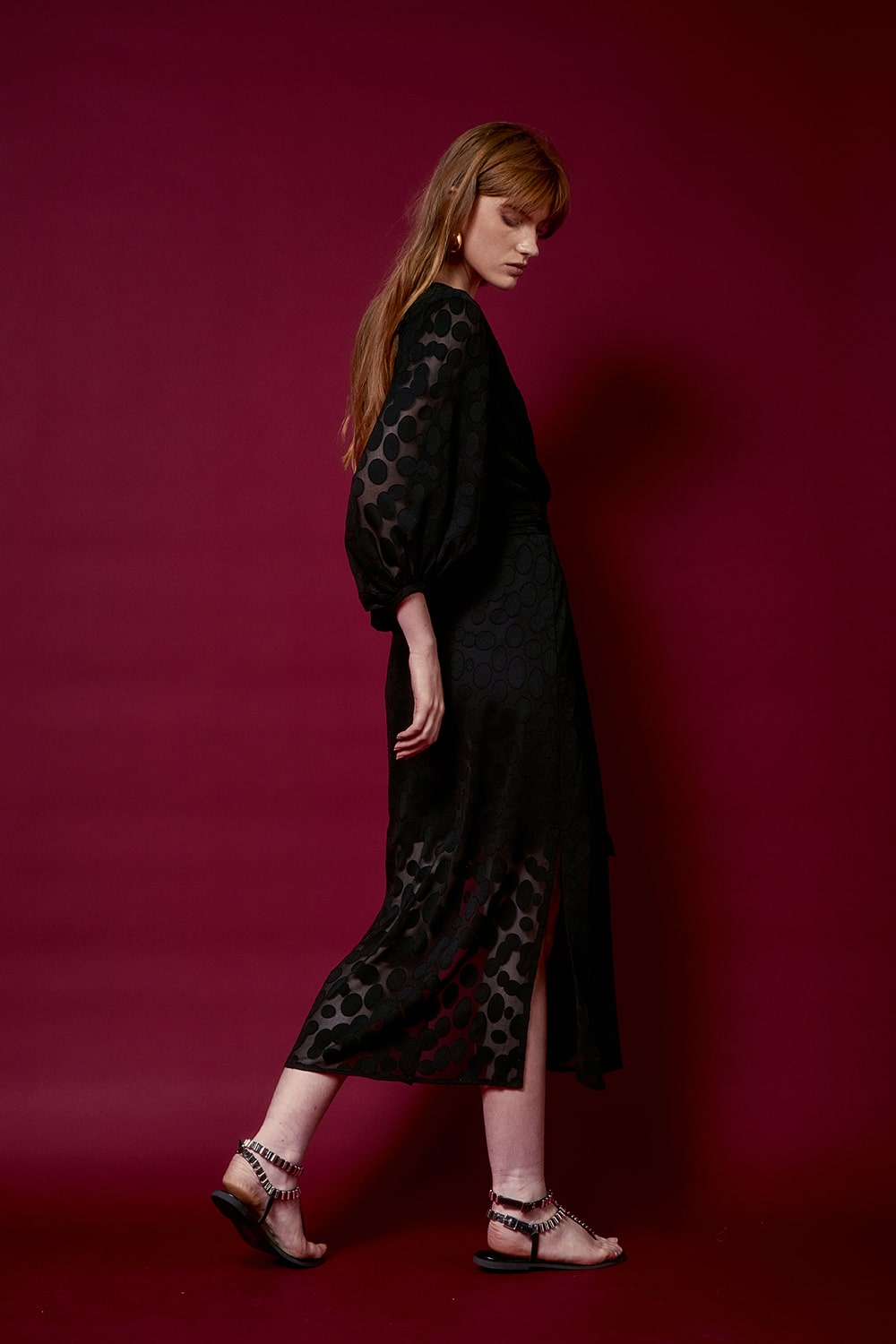 VESTIDO MIDI DEVORE COM FAIXA