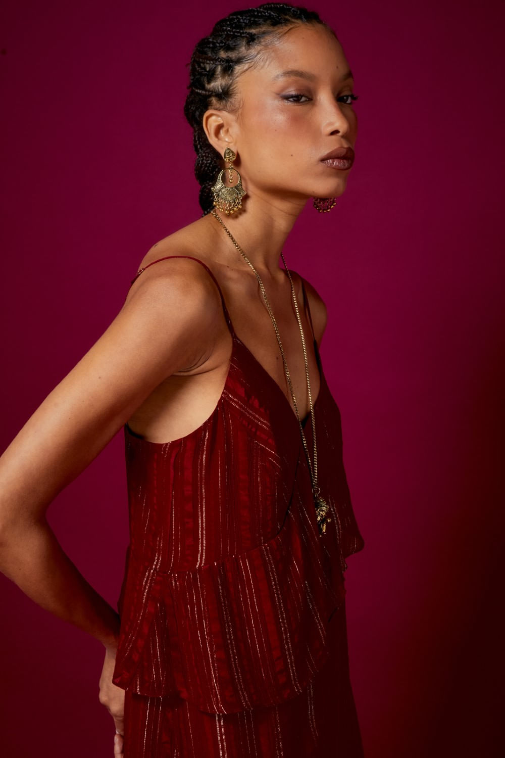 VESTIDO DECOTE BABADOS LUREX