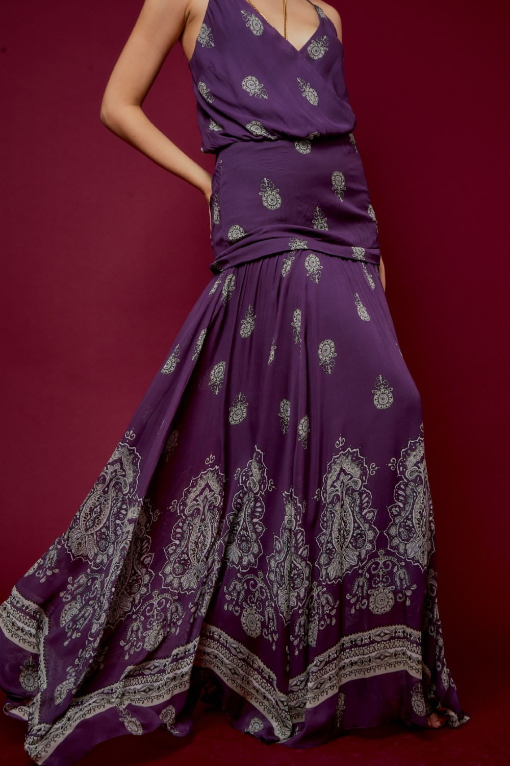 VESTIDO LONGO BARRADO ESTAMPA AIDA