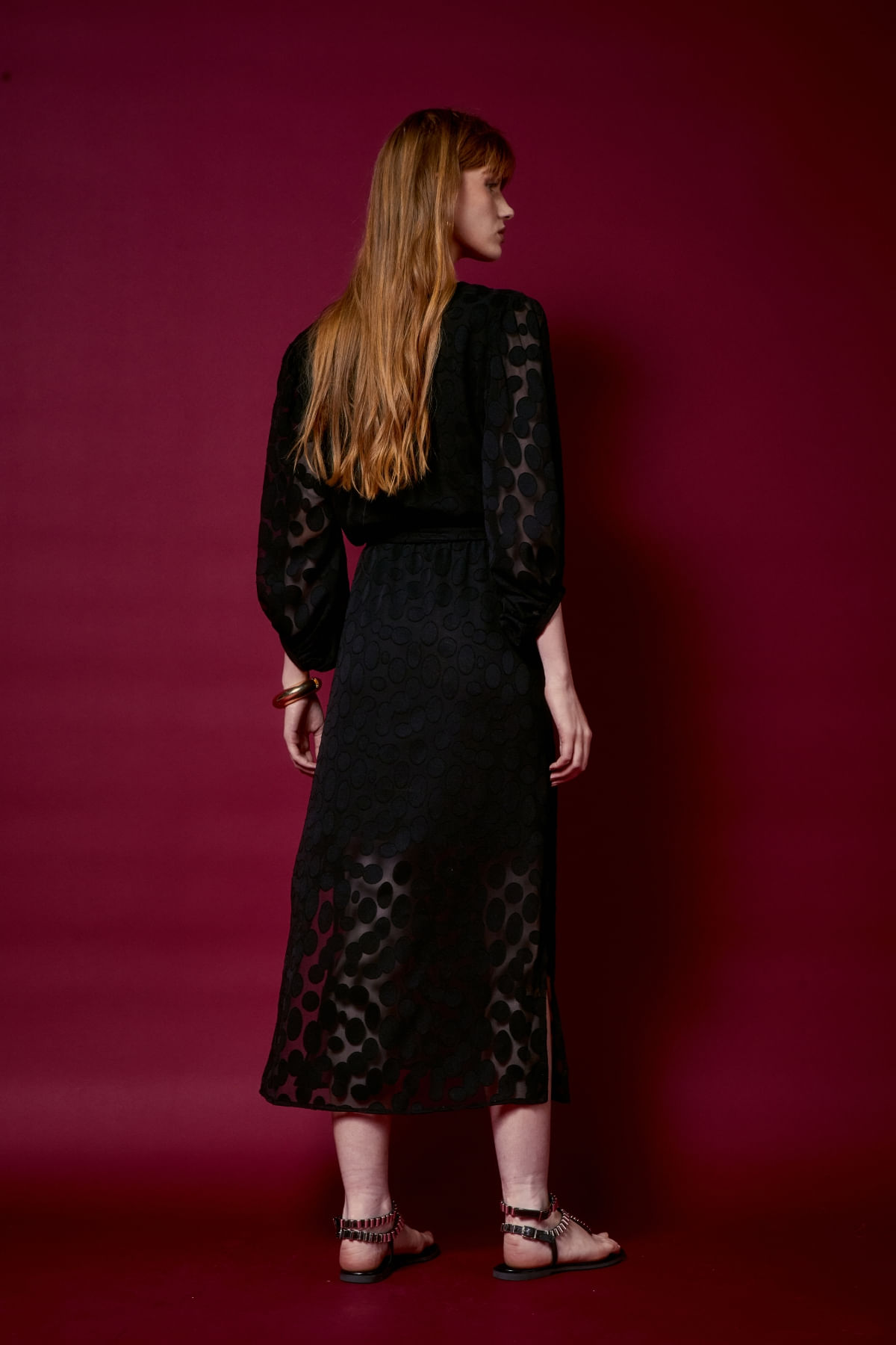 VESTIDO MIDI DEVORE COM FAIXA