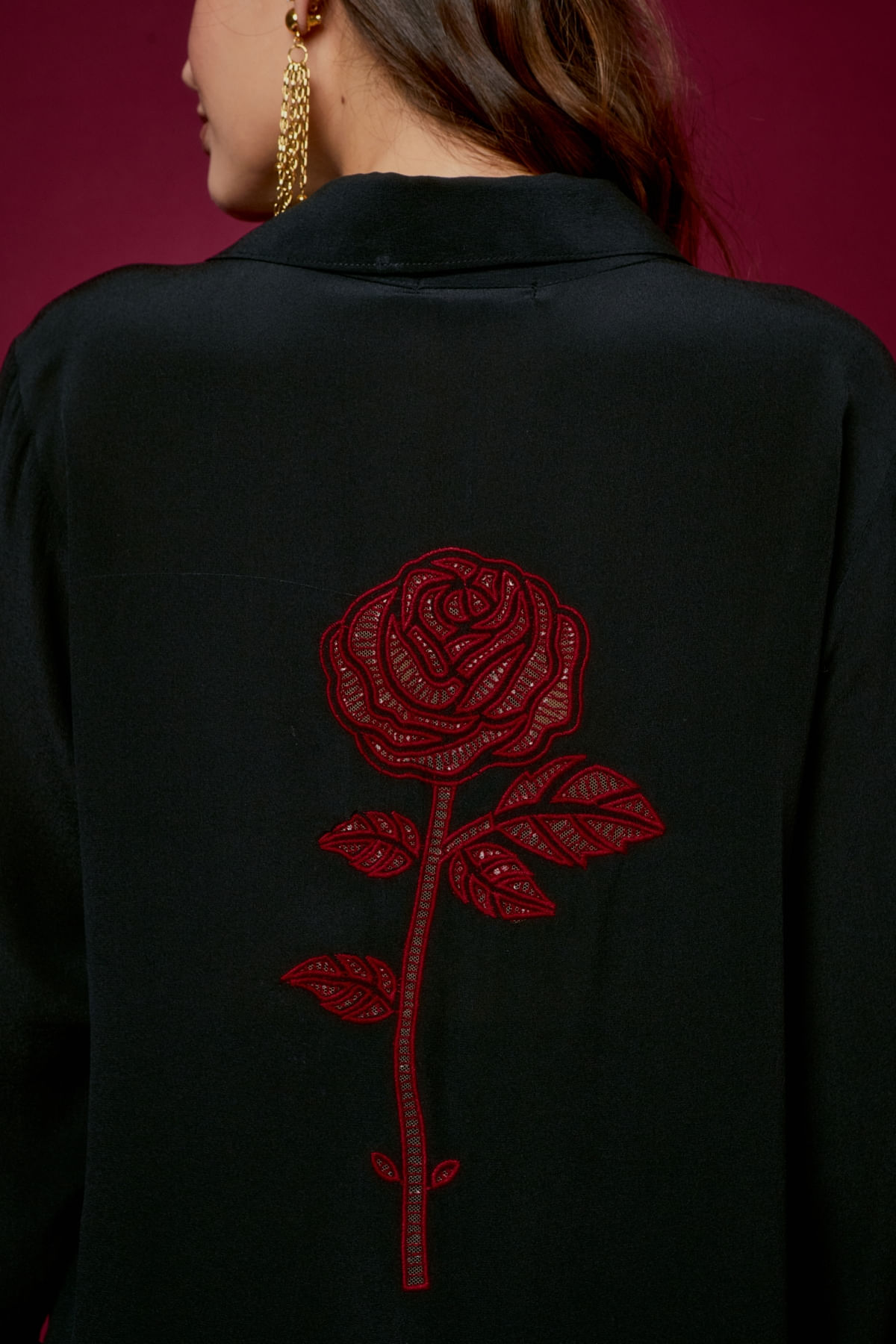 CAMISA SEDA BORDADO FLOR