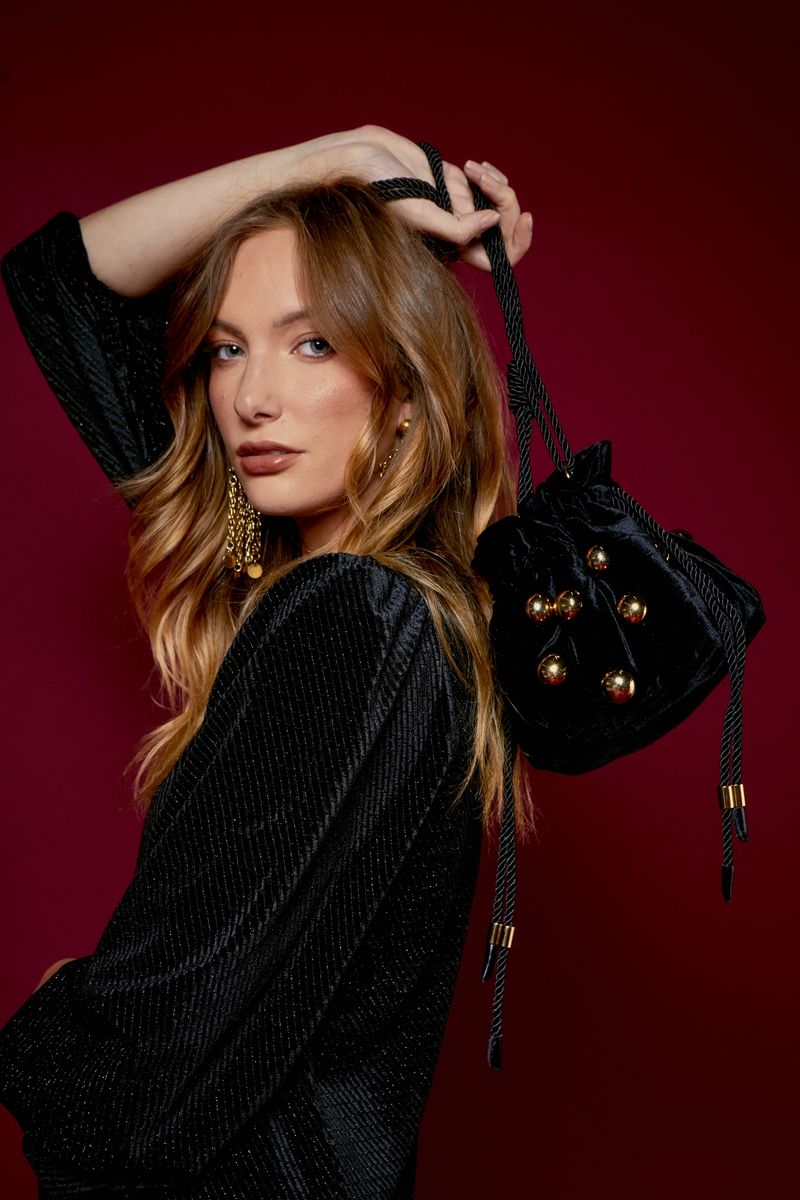 18040019_001_01-BOLSA-VELUDO-METAL-GOLD