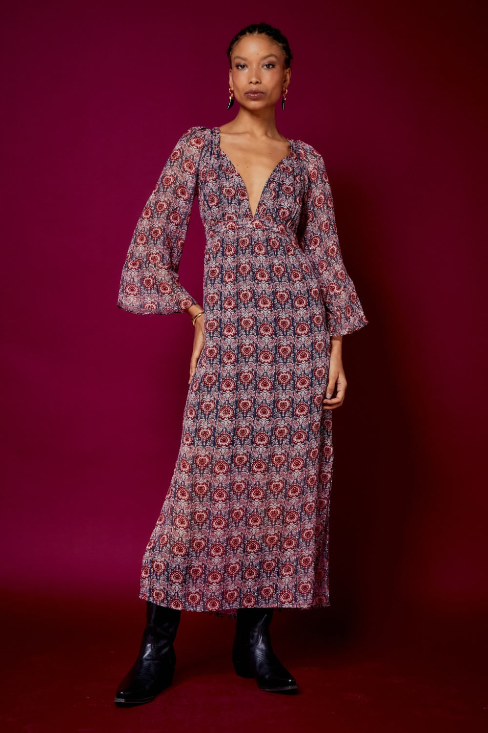 VESTIDO DECOTE ESTAMPA MADA LUREX