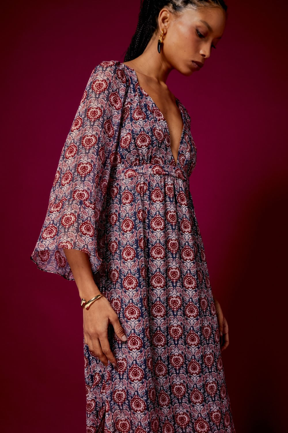 VESTIDO DECOTE ESTAMPA MADA LUREX