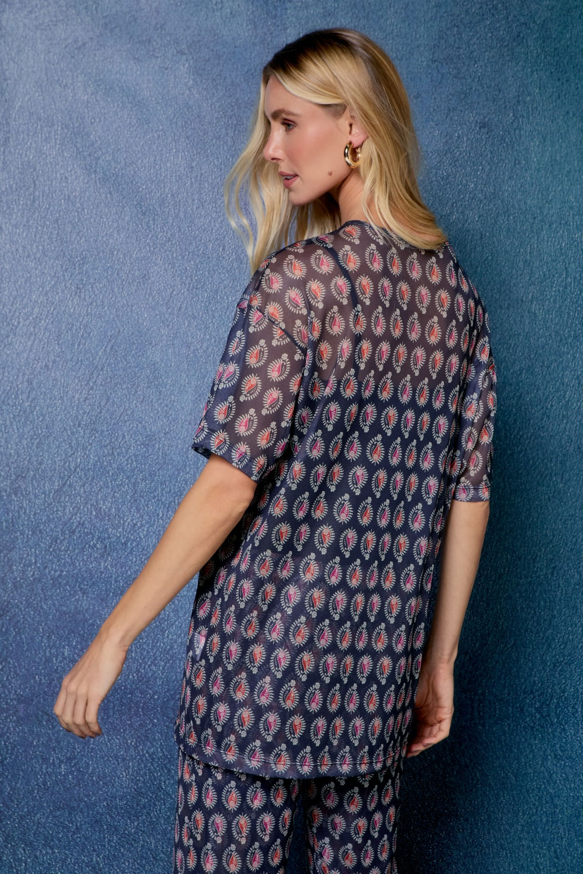 05201099_137_04_costas