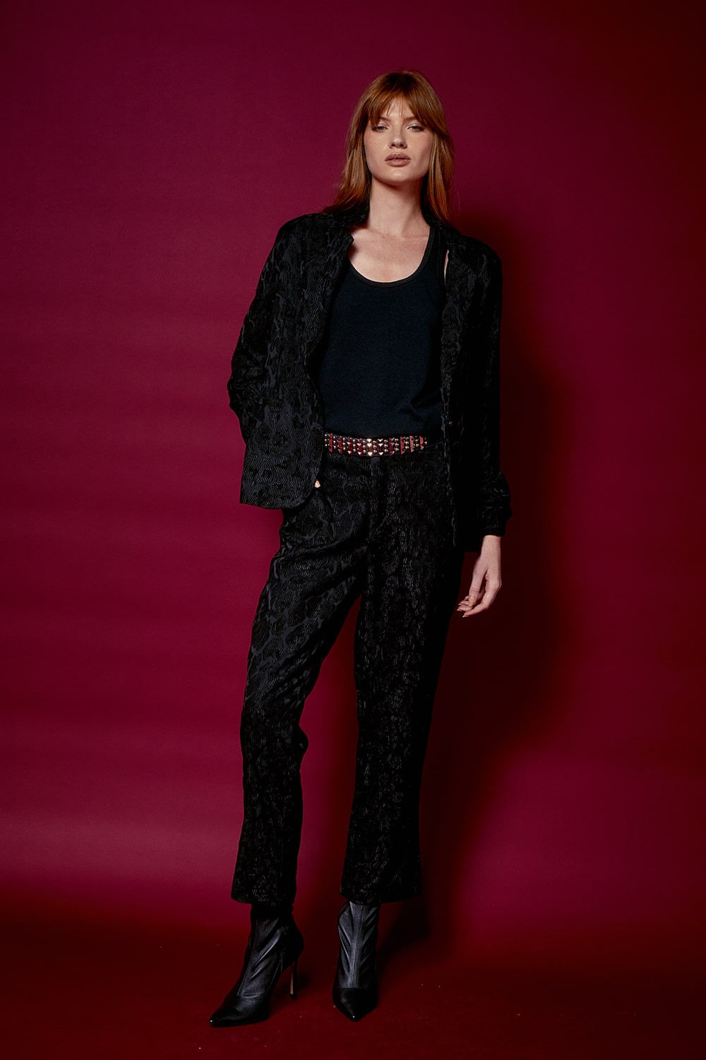 06040310_001_01-CALCA-BASIC-NERVURAS