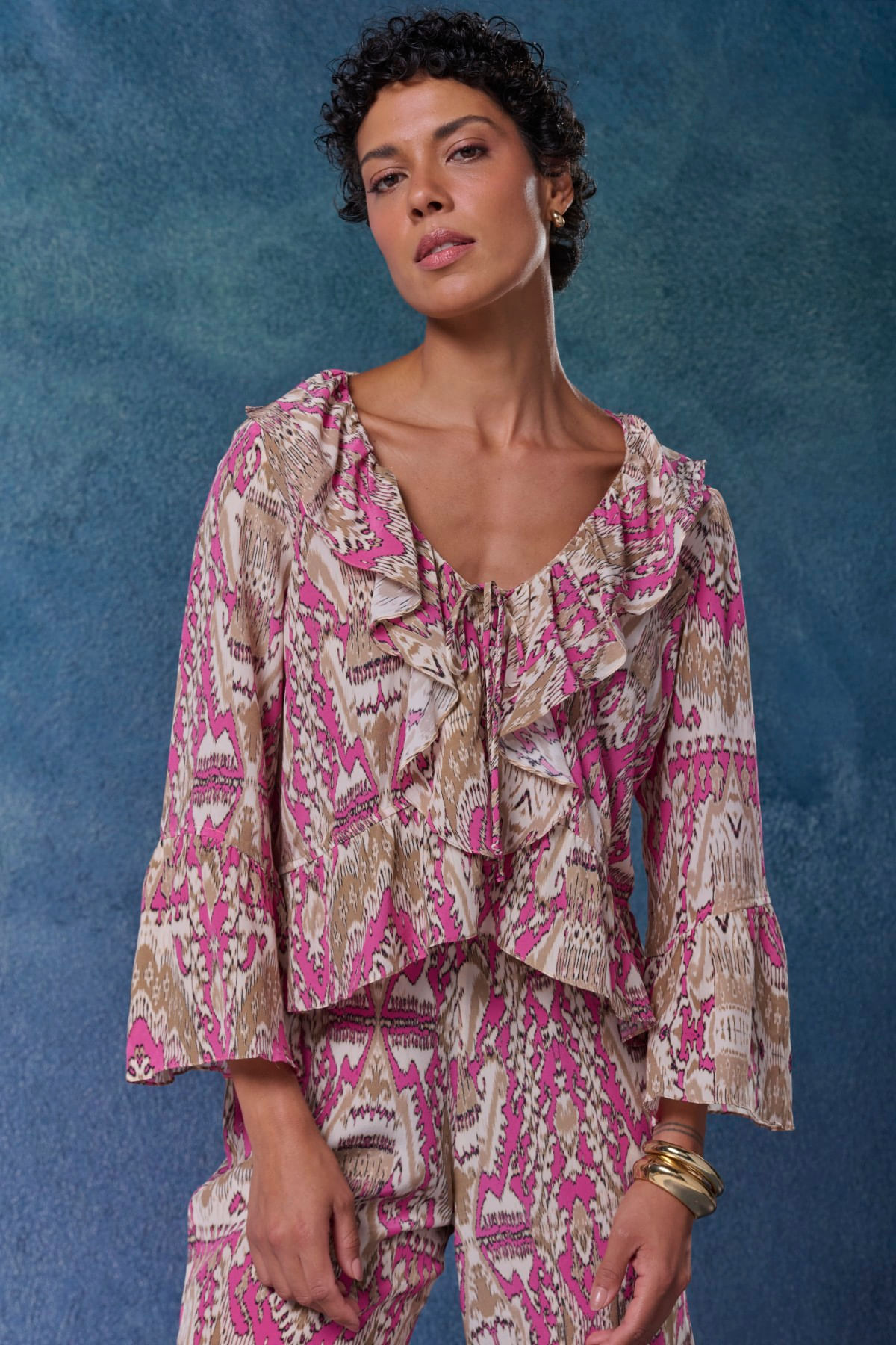 05181889_005_02-BLUSA-ESTAMPA-AMAT
