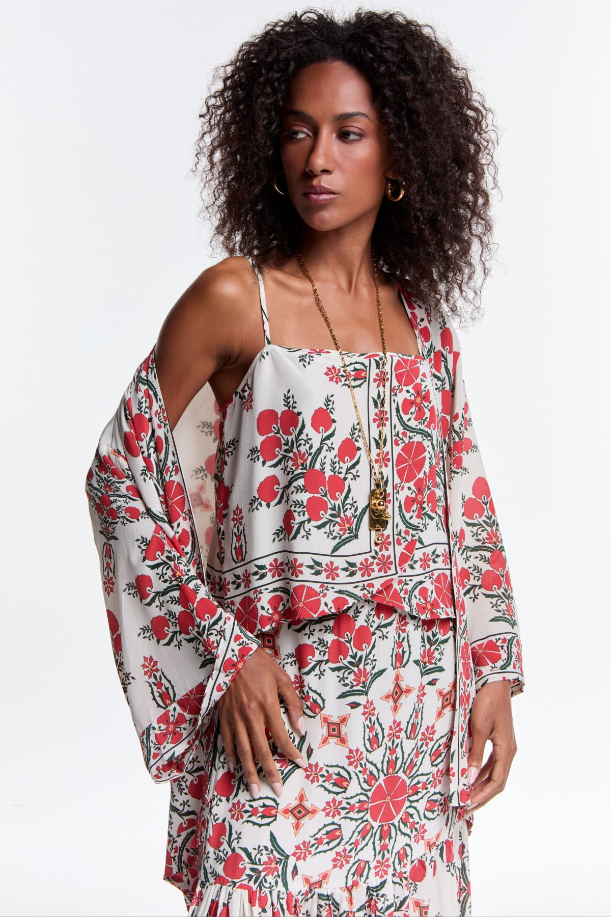 05010465_075_02-BLUSA-ALCINHA-ESTAMPA-SUNT