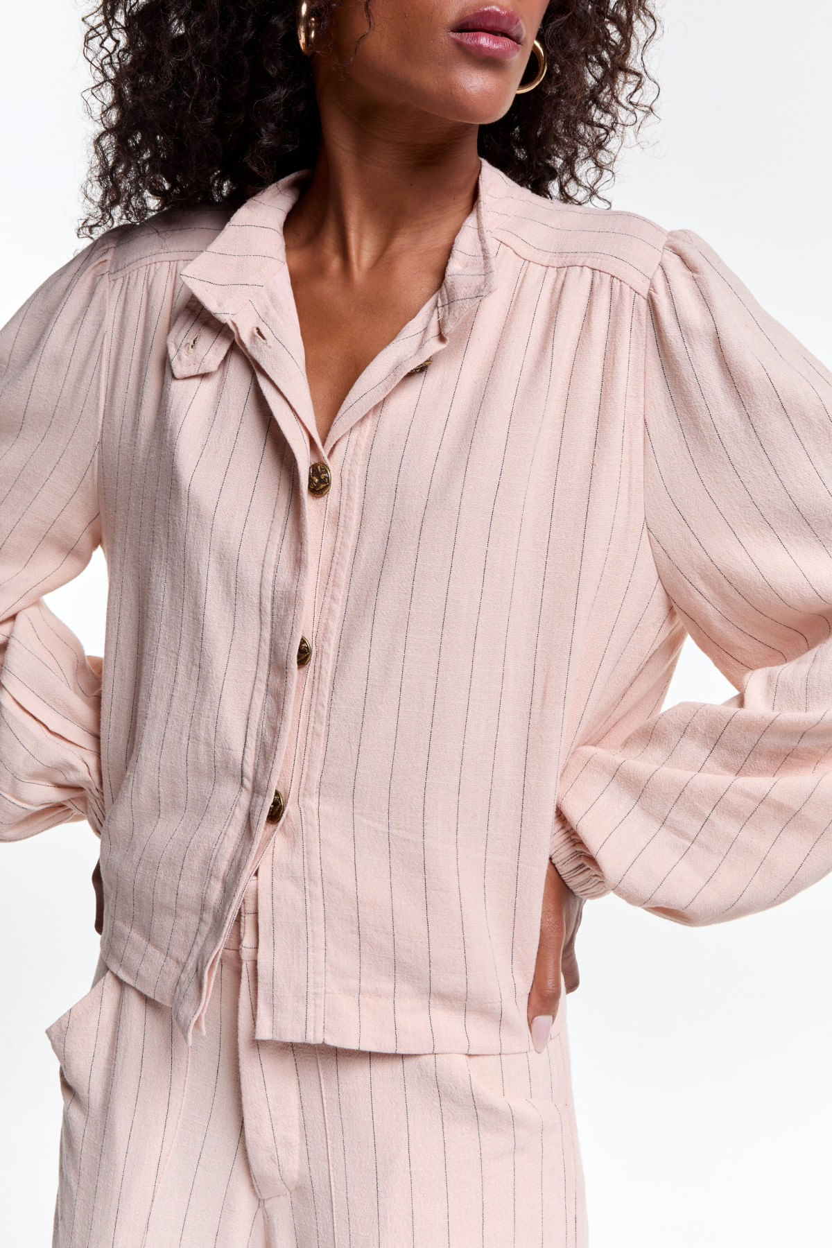 01020236_005_01-CASACO-LINHO-LIST