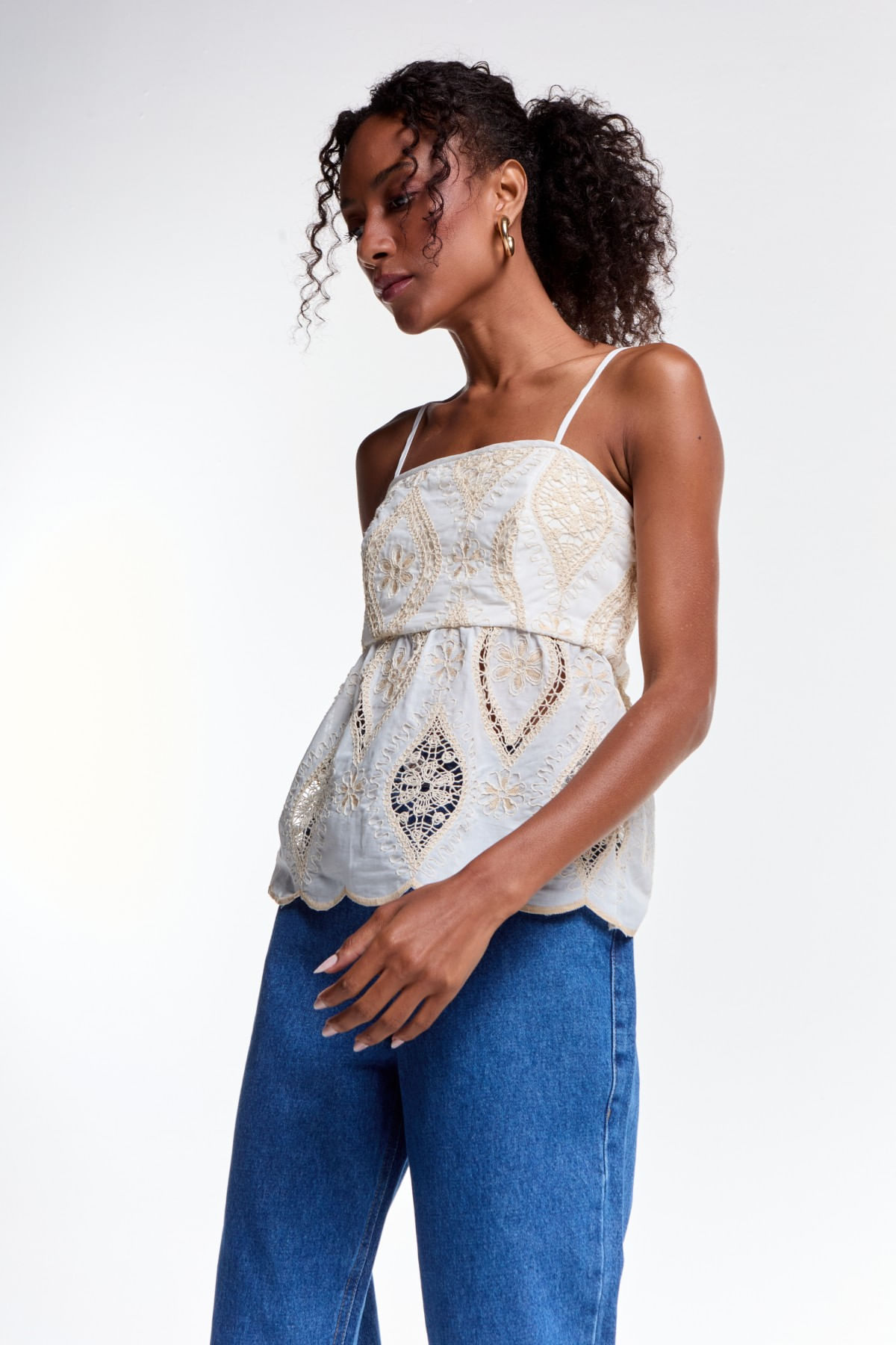 05000385_075_02-BLUSA-BORDADO-DIANA