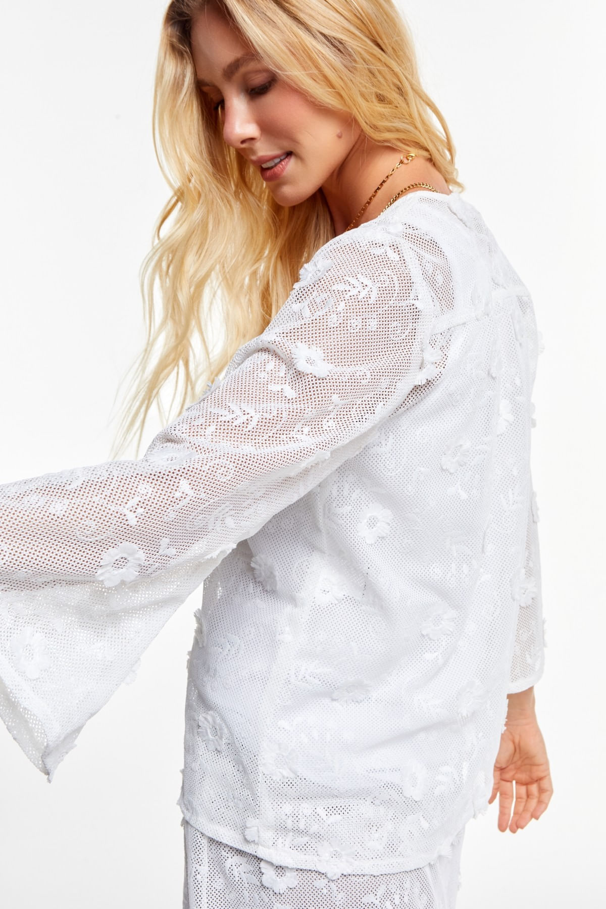 01050451_075_03-KIMONO-RENDA-FLORAL