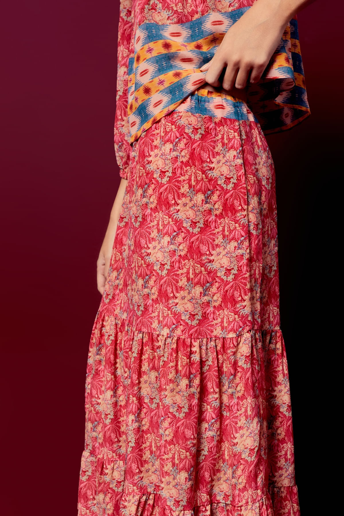 09050499_005_03-SAIA-LONGA-ESTAMPA-ELLA