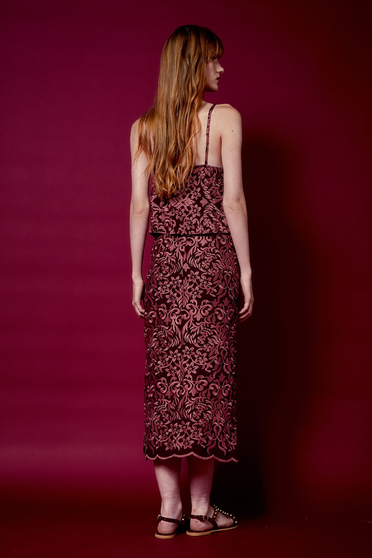 09081106_116_04-SAIA-BORDADO-LUISA