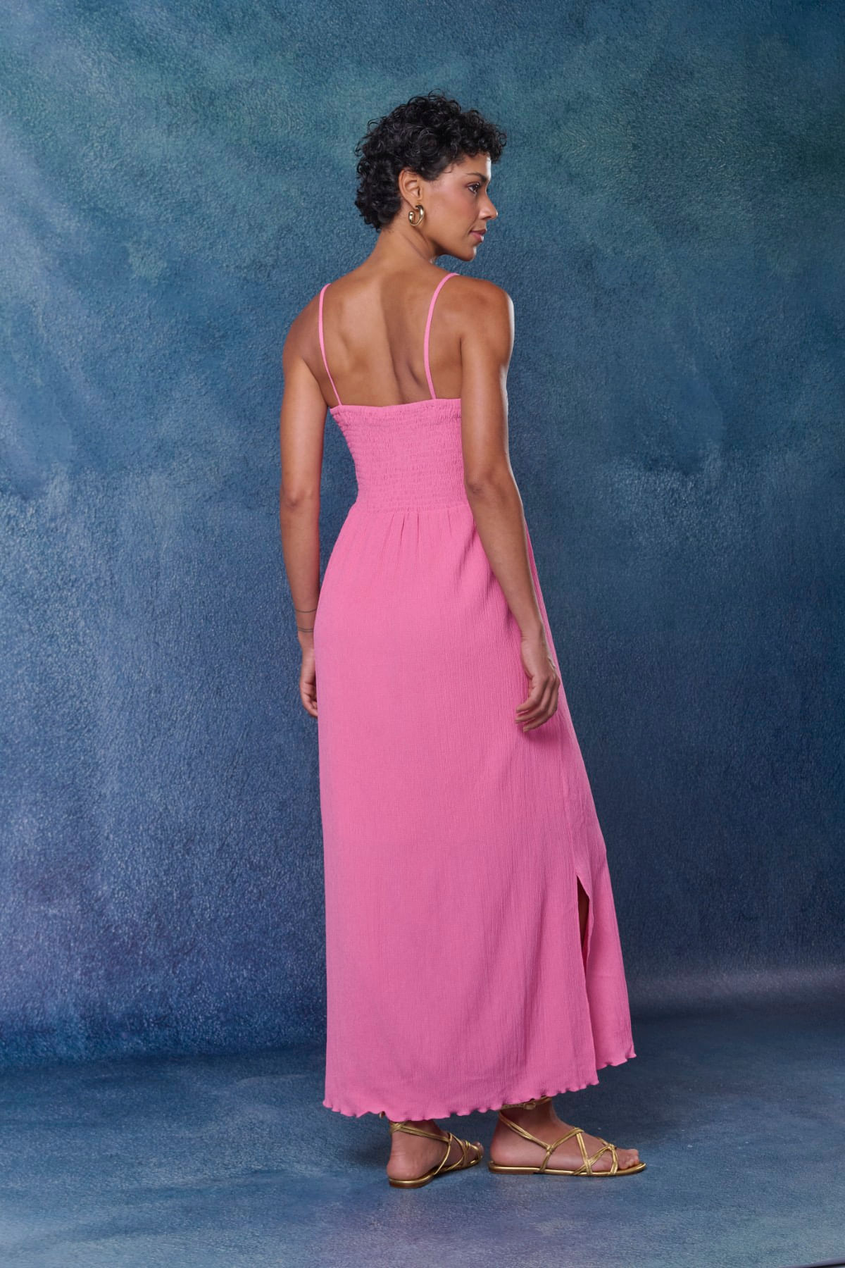 04201650_005_04-VESTIDO-BORDADO-ESPELHOS