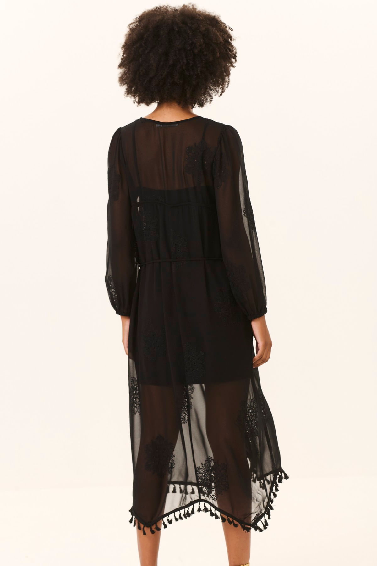 04201678_001_05-VESTIDO-BORDADO-MANDALA