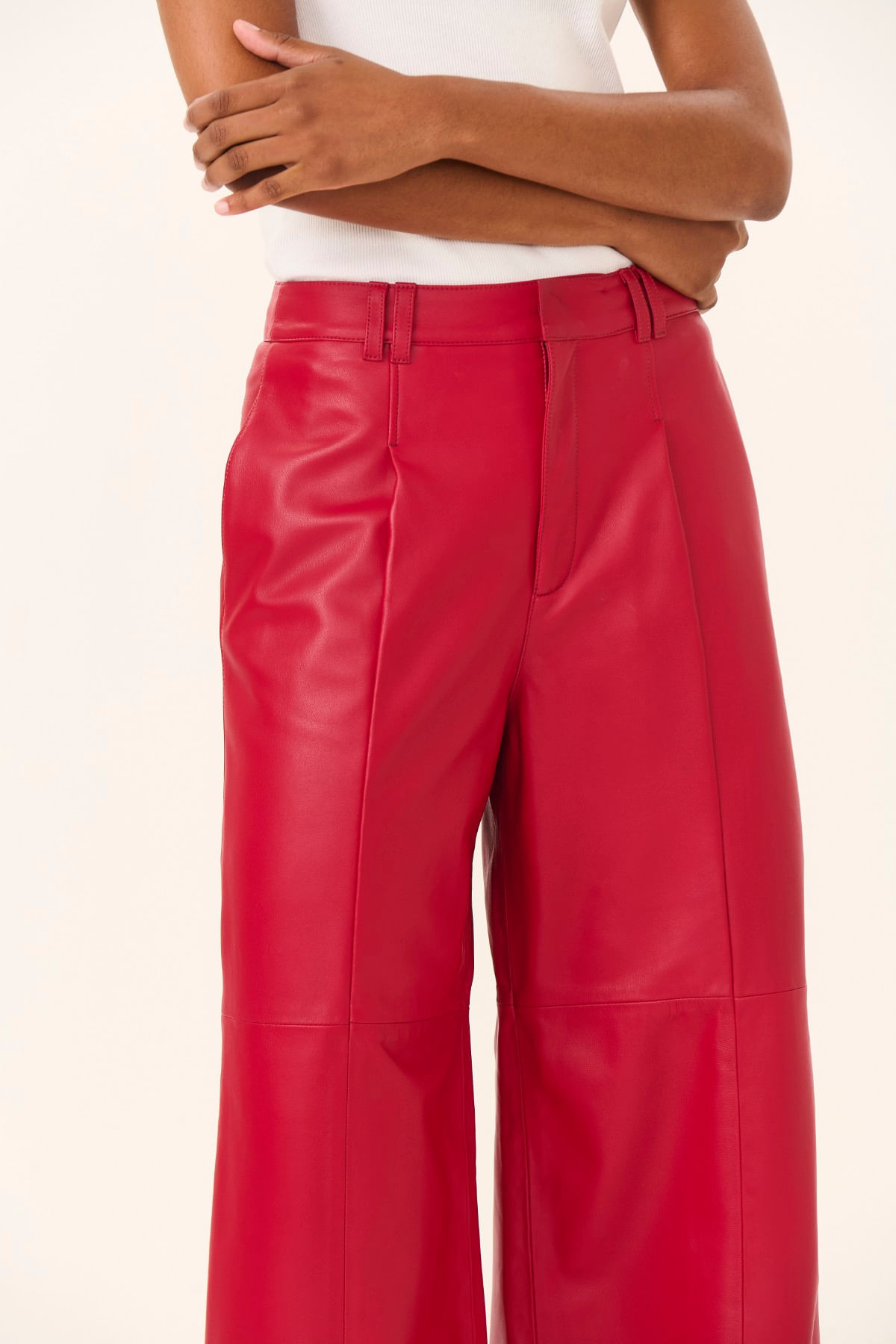 06010160_461_03-CALCA-COURO-CEREZA