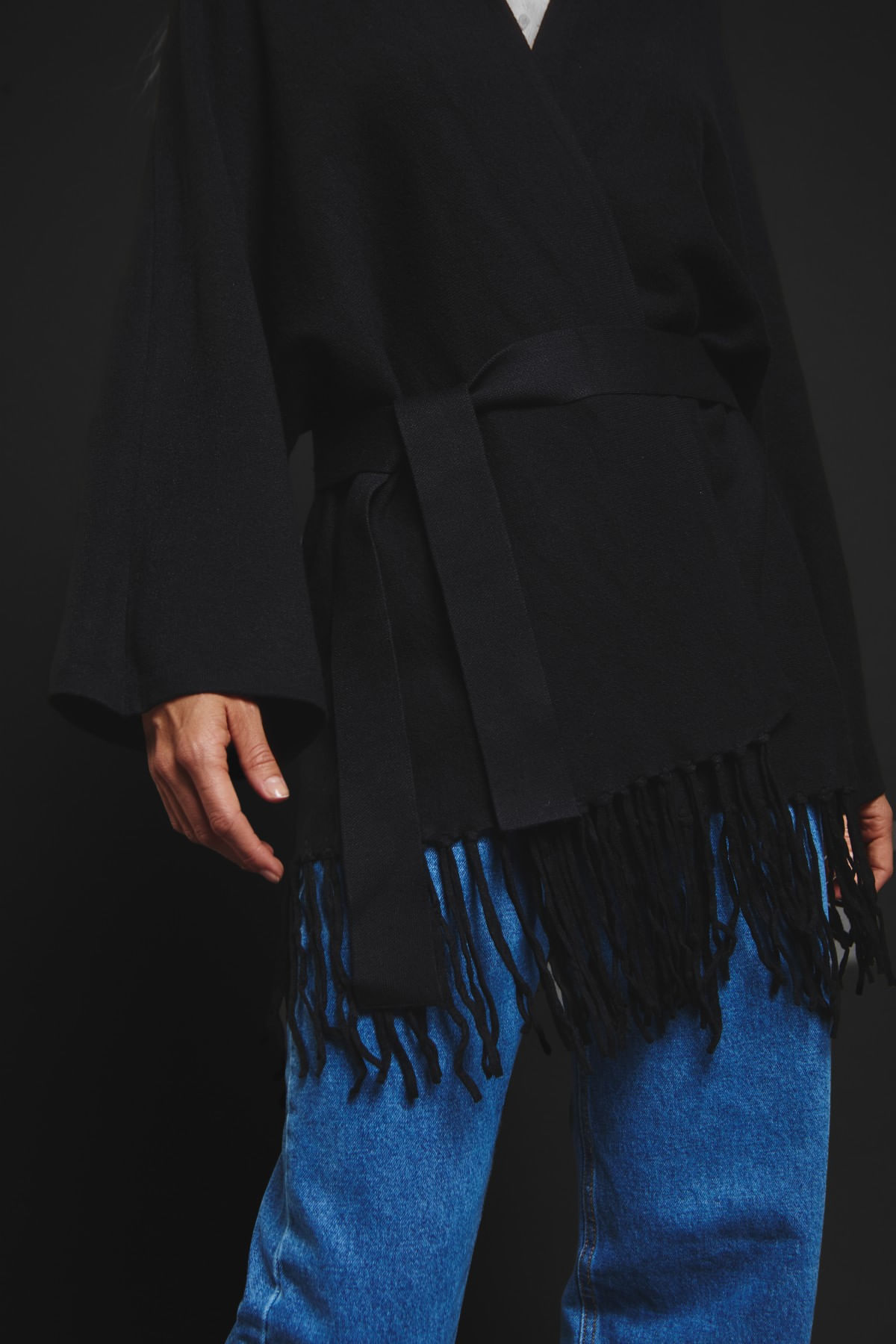 01050476_001_03-CASACO-TRICOT-FRANJAS-COM-FAIXA