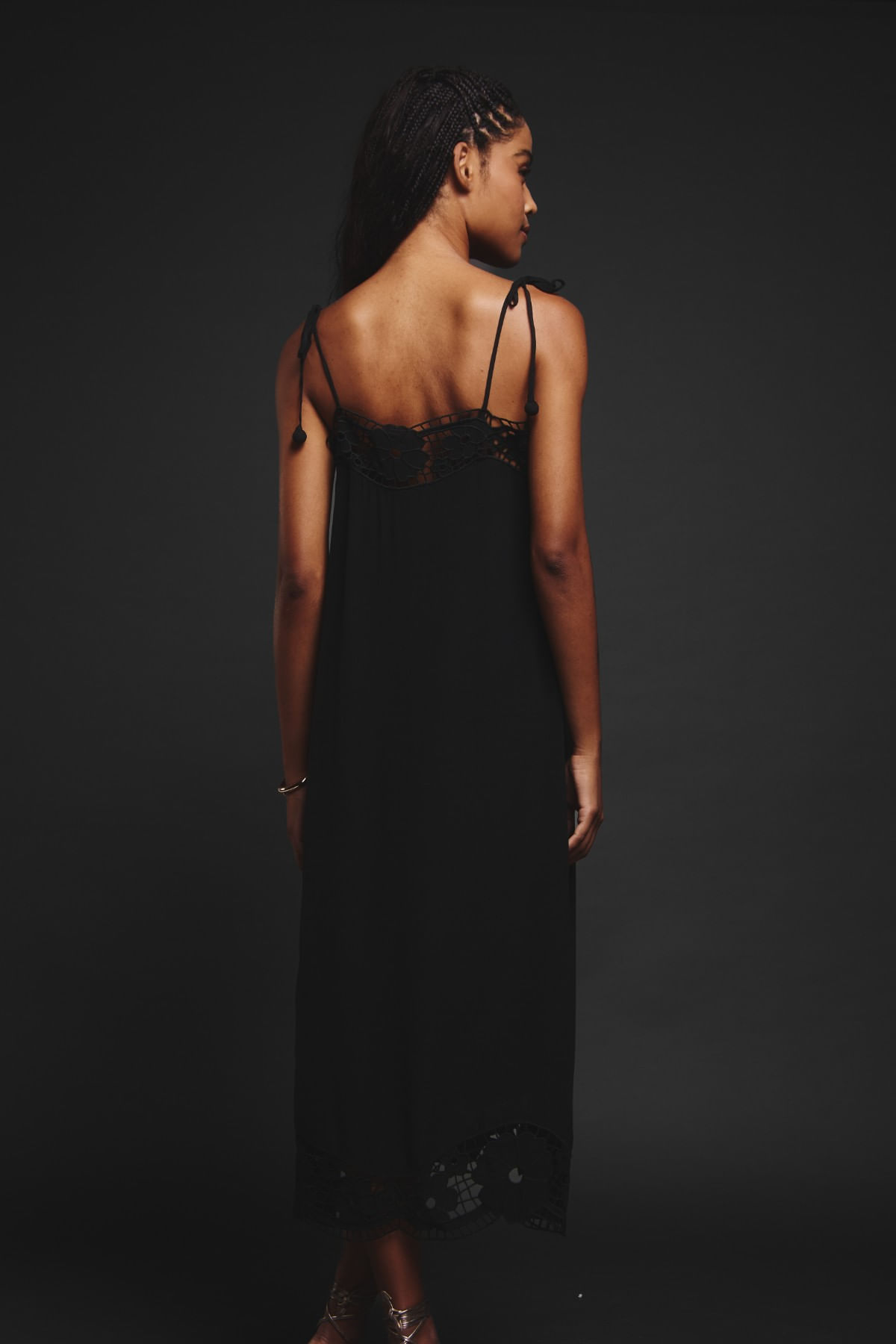 04201667_001_04-VESTIDO-RICHELIEU-SEDA