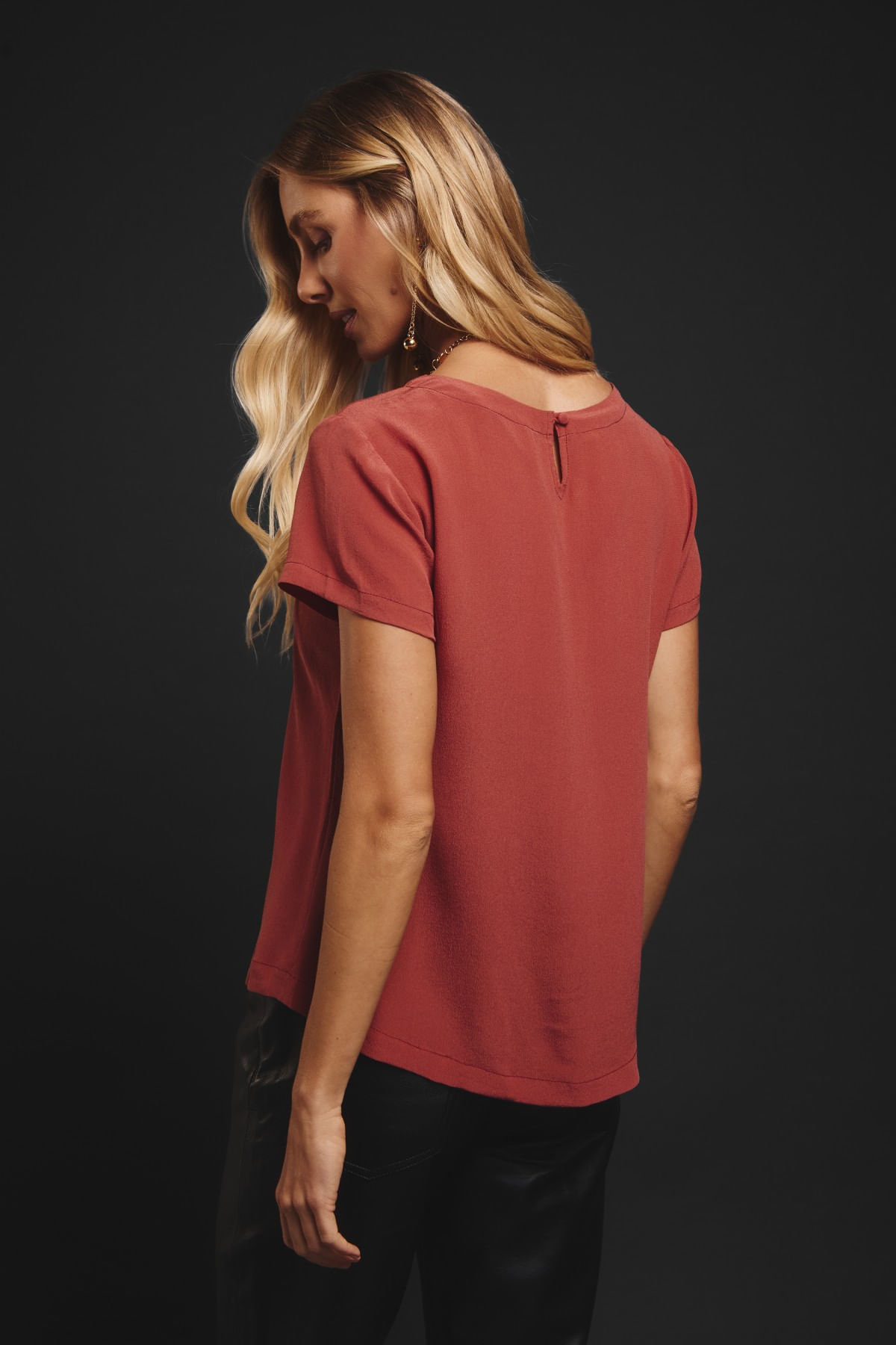 05182082_097_03-BLUSA-SEDA-BE