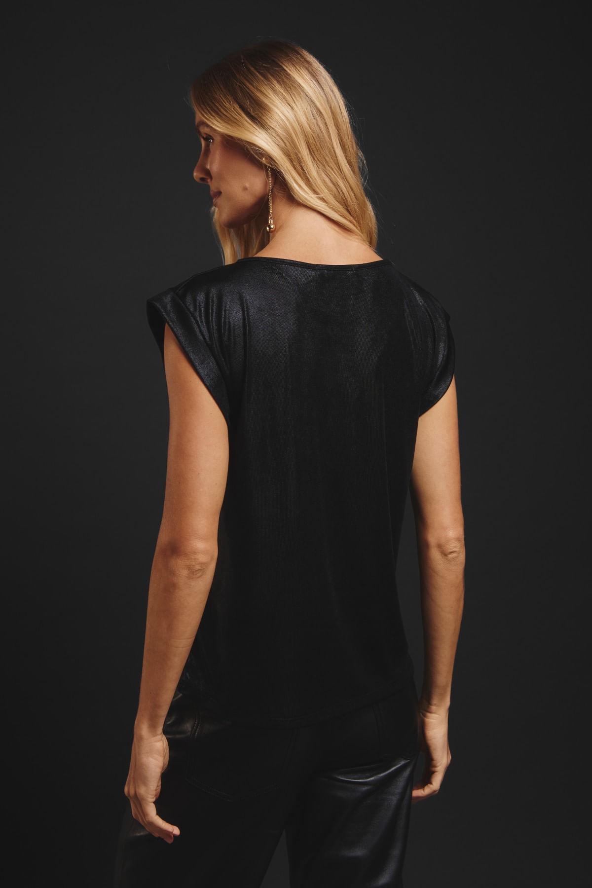 05190264_001_03-BLUSA-LAIS-MANGUINHA