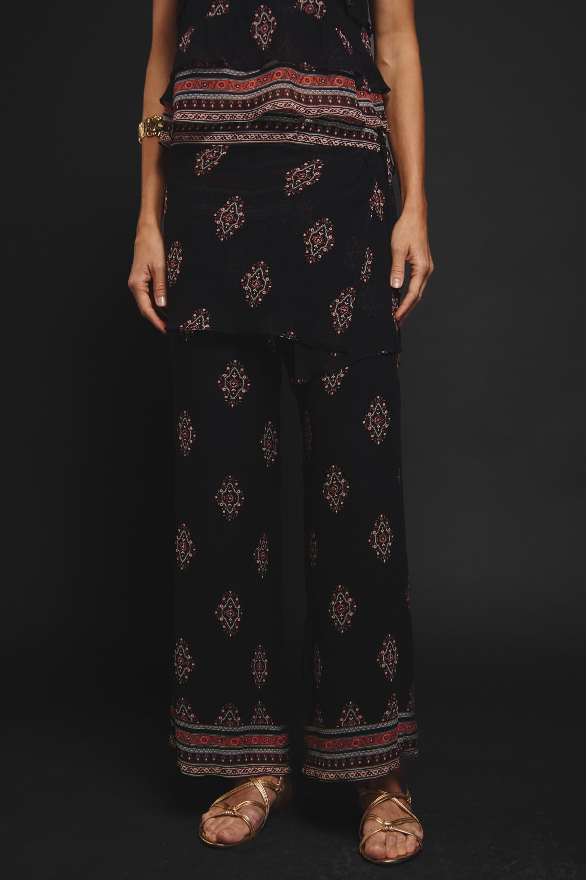 06040496_001_03-CALCA-SEDA-COM-FAIXA-ESTAMPA-EIRA