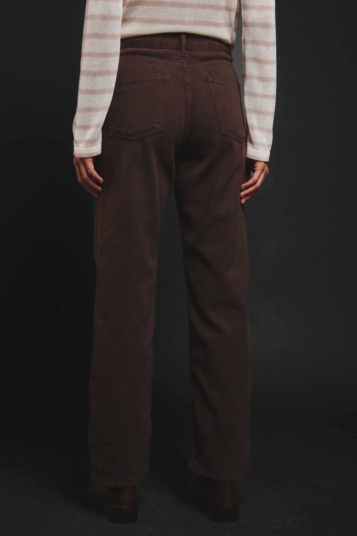 06040509_067_04-CALCA-RETA-COFFE