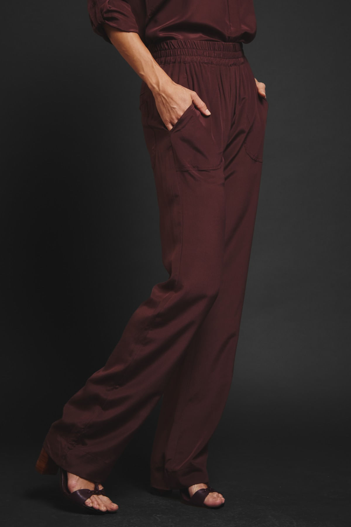 06040490_015_03-CALCA-BASIC-SEDA