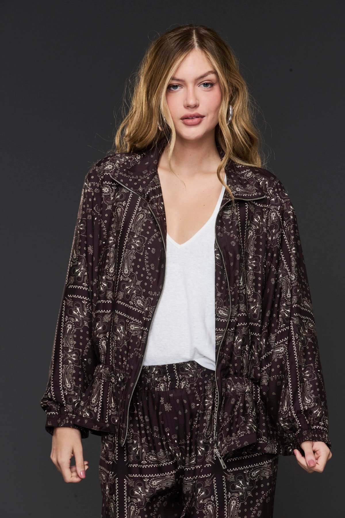 01050449_067_01-JAQUETA-ESTAMPA-MIRACLE