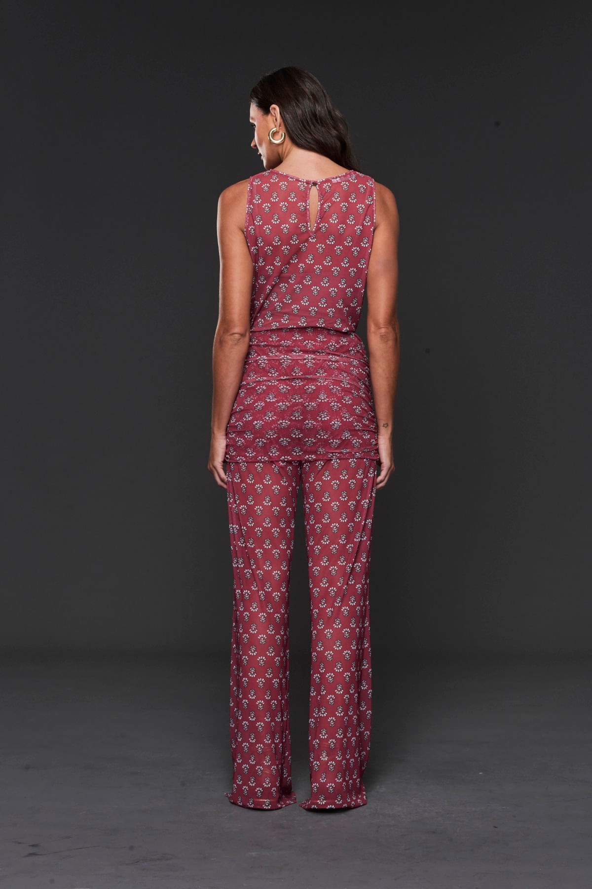 06060130_443_04-CALCA-TULE-ESTAMPA-LOTUS