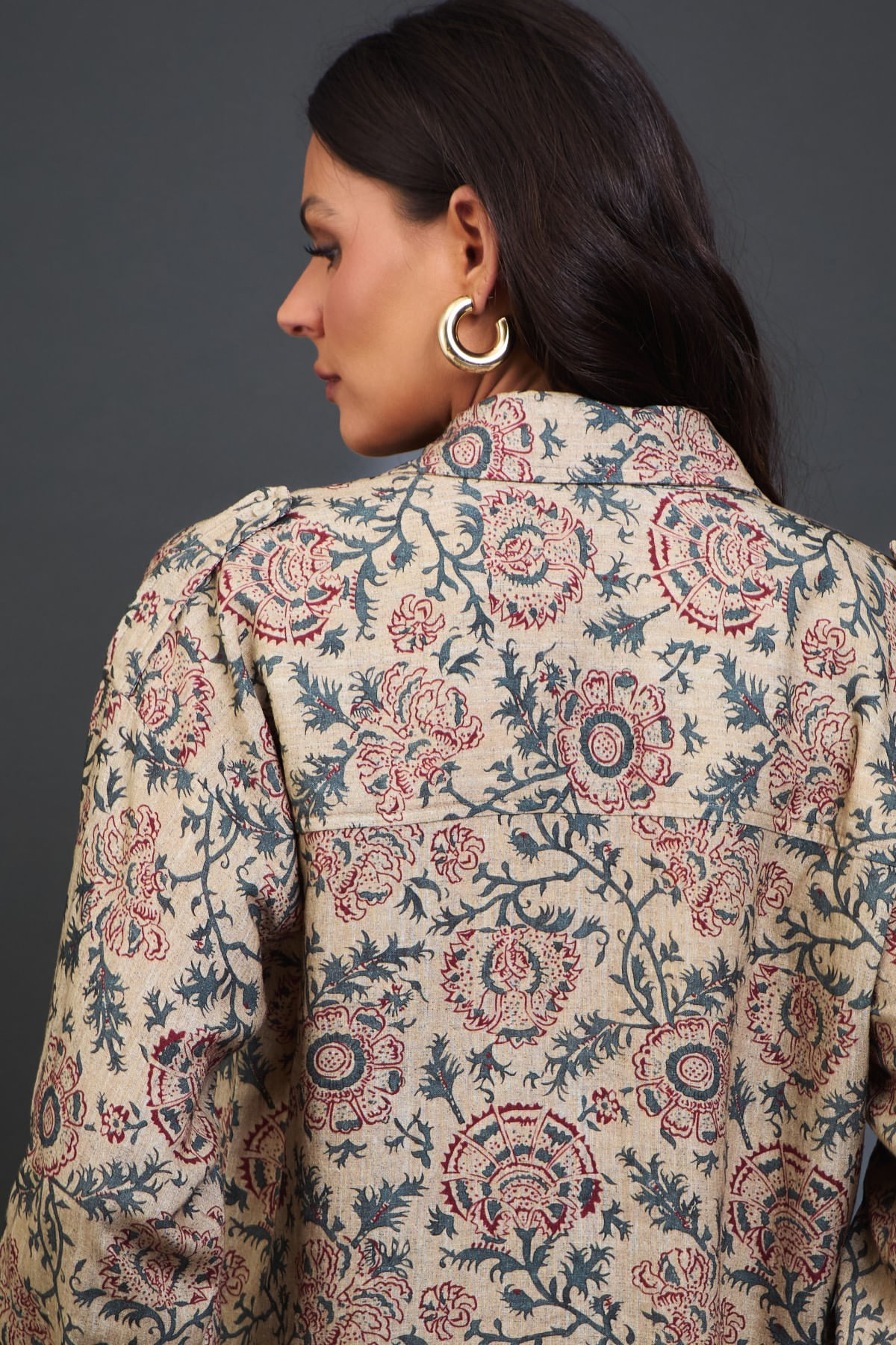 11040645_002_05_costas